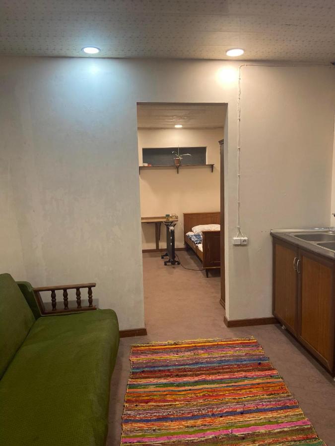 Vahe'S Corner House Otel Erivan Dış mekan fotoğraf