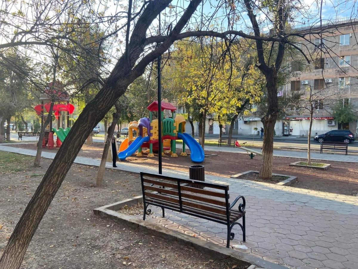 Vahe'S Corner House Otel Erivan Dış mekan fotoğraf